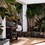 Villa Casa Chani With Heated Pool In El Roque